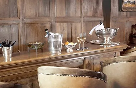 La Folie Du Bois Des Fontaines Hotell 4*