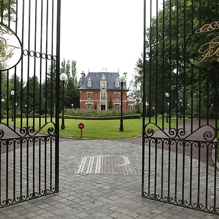 La Folie Du Bois Des Fontaines 4*